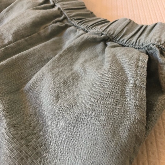 🎉3 For 15$🎉 H&M Baby Sage Green Pants Elastic Waist Size 9 Months - Picture 5 of 5